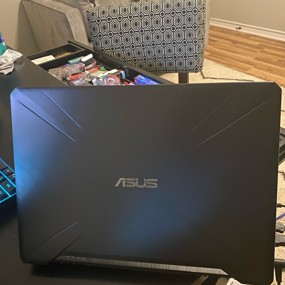 ASUS gaming computer complete setup - Picture 5 of 6